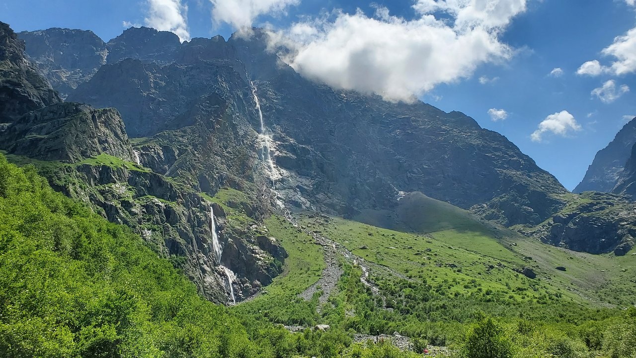 Водопад Зейгалан